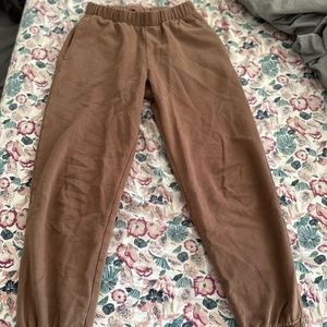 BROWN BRANDY MELVILLE SWEATPANTS
